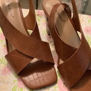 Pierre Dumas brown faux leather Sandals